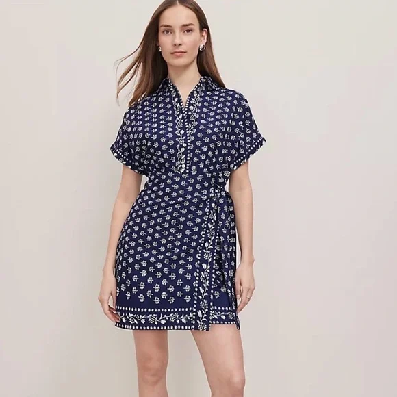 EUC! Ann Taylor Weekend Collection Petaled Wrap Shirtdress | Size 8 - Picture 1 of 9